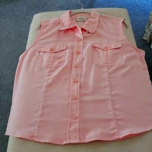 Ladies sleeveless 👚